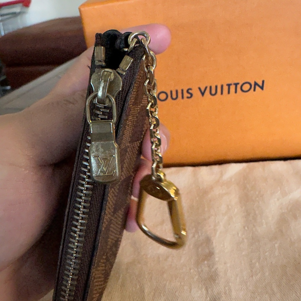 ❌SOLD❌ Louis Vuitton Key Pouch
